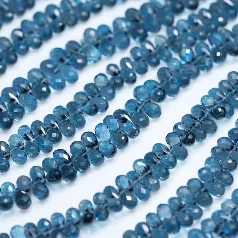 Jewelry Making London - ลูกปัดโทแพซสีน้ำเงินลอนดอน 6A ทรงหยดน้ำเหลี่ยมเพชรพลอย ขนาด 5-7 มม.
